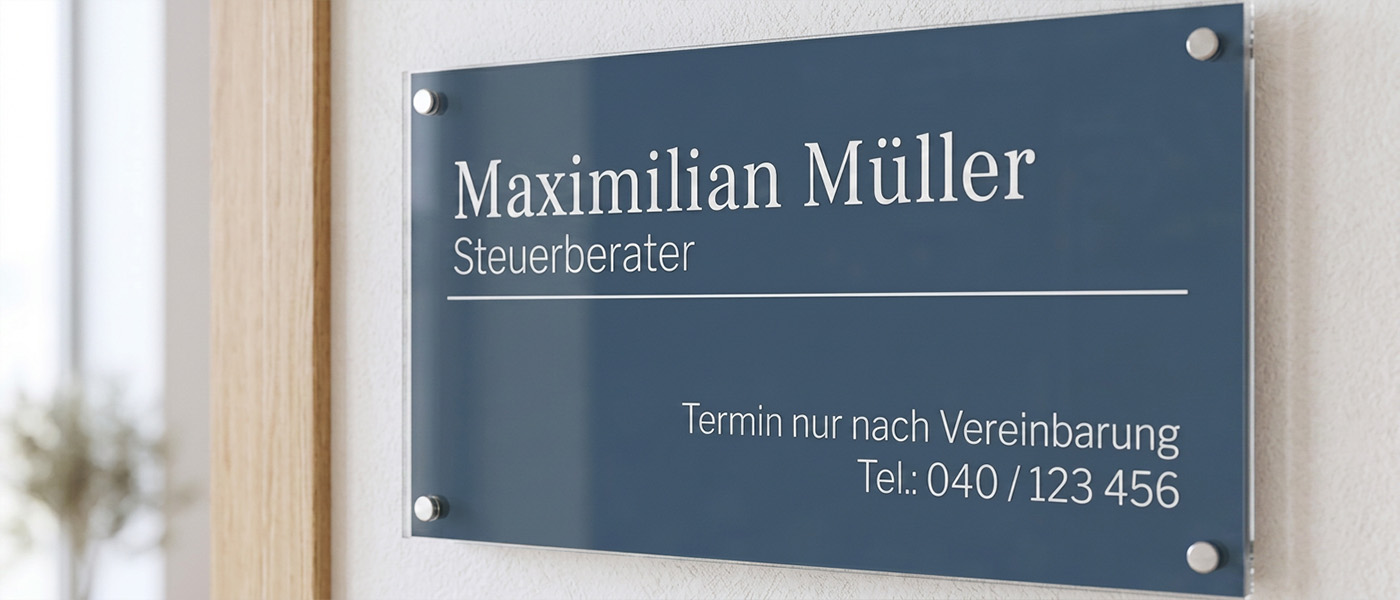 Schilder für Finanzdienstleister drucken lassen – seriös auftreten mit individueller Beschilderung_0